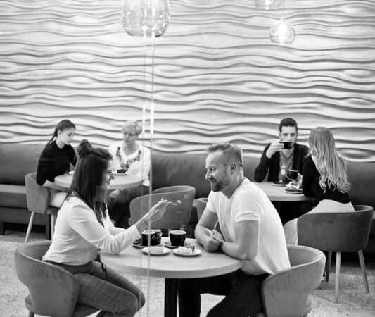 MOJA_4_bw