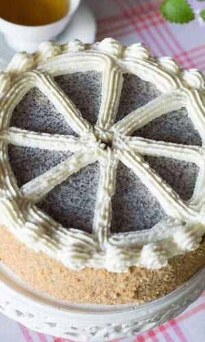 Torcik makowo - śmietankowy